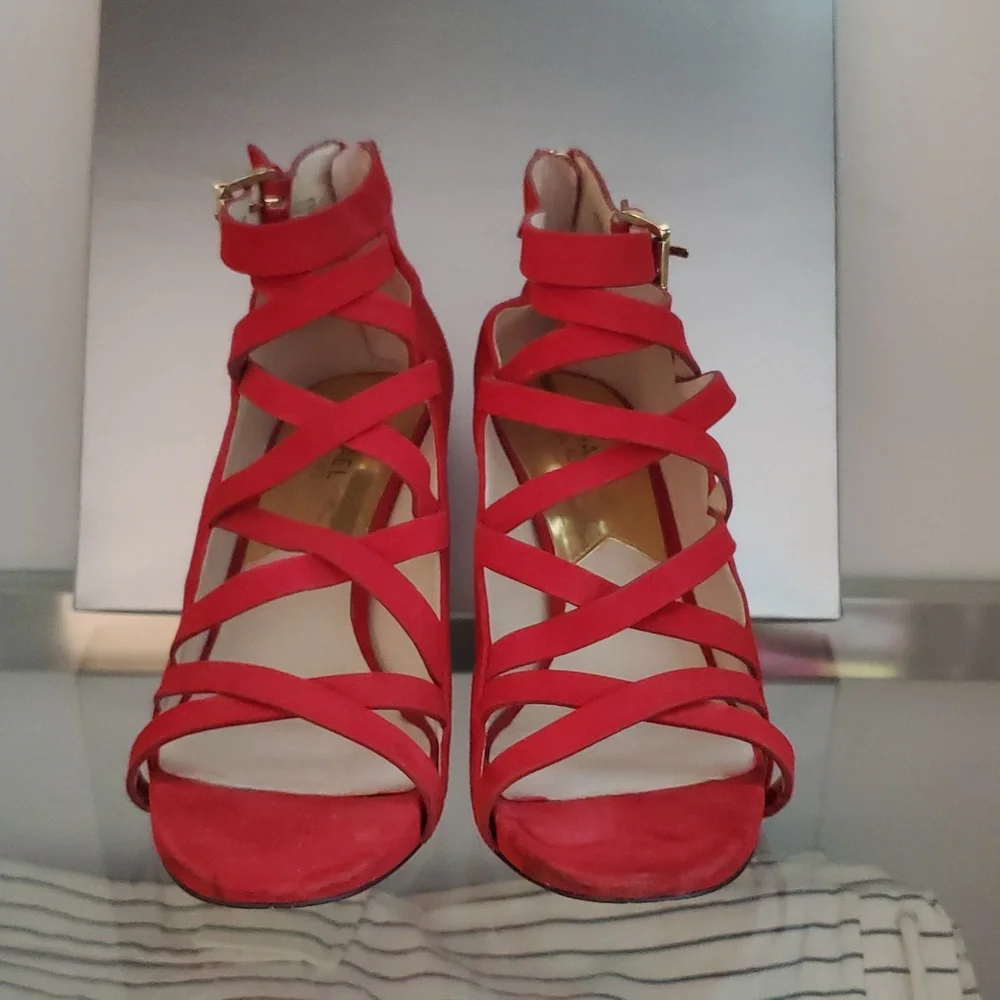 Michael Kors Red Suede Strappy shoe Size 9 With 3.5”. Heel - Picture 3 of 8